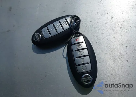 2017 Nissan Pathfinder S/Sv/Sl/Platinum z USA, uszkodzony, nr VIN 5N1DR2MNXHC649187